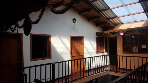 Del Cerrillo House | Casa Rincón