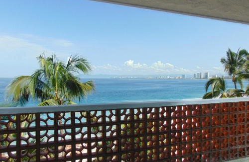 Downtown Puerto Vallarta Hotel | Hotel Rosita