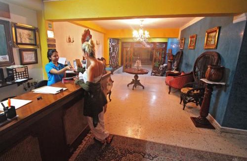 Colonia Centro Hotel | Hotel Mary Carmen