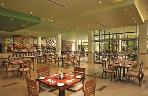 Playa del Secreto Resort | Dreams Riviera Cancun Resort & Spa - All Inclusive