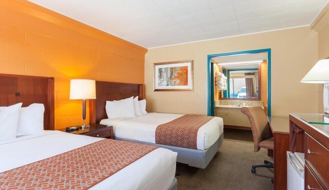 The Marigold Hotel in Pendleton