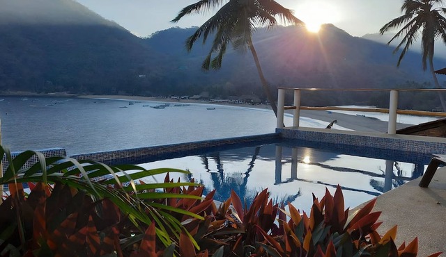 Velyn in Yelapa