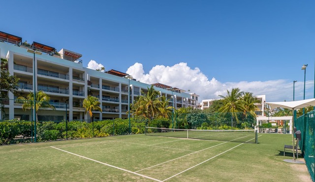 Cancun 2 BR Luxury Vila with Resort Amenities