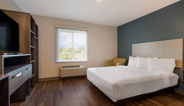 Woodspring Suites Panama City Beach in Panama City Beach