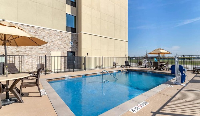 Comfort Suites San Antonio Ft. Sam Houston/SAMMC Area in San Antonio