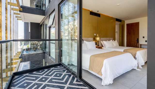 IT Boutique Hotel & Restaurant