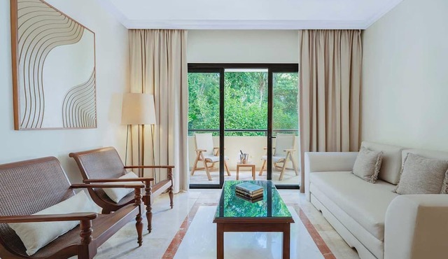 Grand Palladium Select White Sand Resort & Spa - All Inclusive