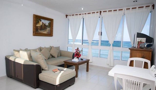 Del Sol Beachfront Hotel and Condos
