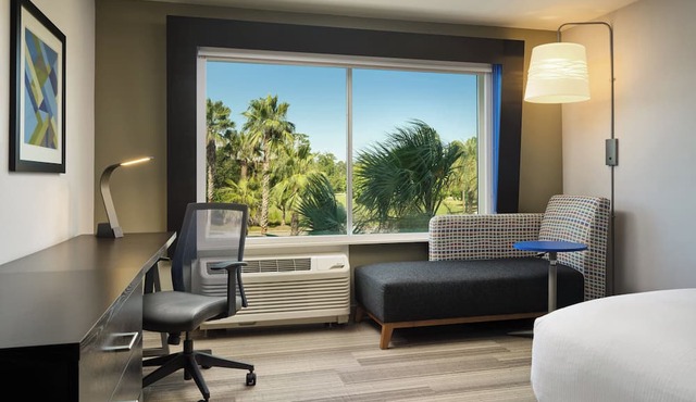 Holiday Inn Express & Suites Brunswick by IHG in Brunswick