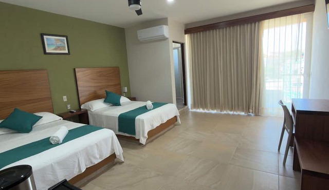 Hotel Aeropuerto Express in Santa María Huatulco