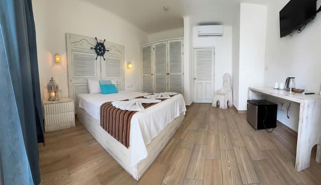 Coco Rio Hotel
