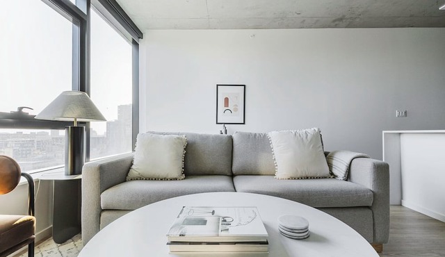 Impeccable W Loop 1BR w/Gym, Pool, Rooftop, Spa & W/D, by Blueground in Chicago