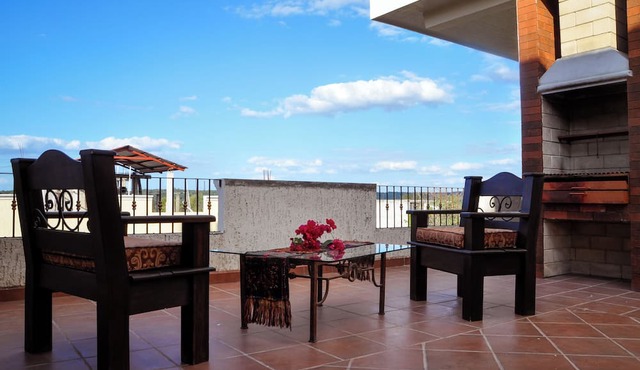 Quinta Maya Hotel in Flores