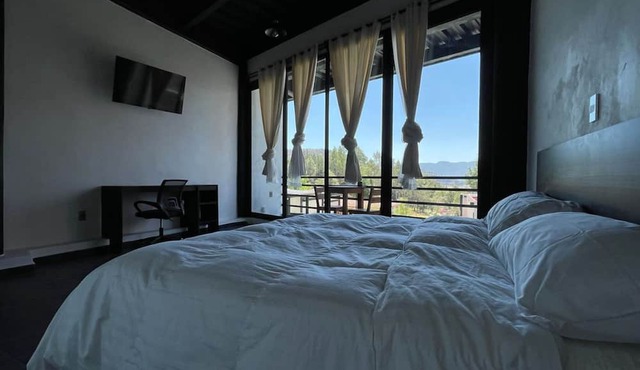 DPJ Hotel in Valle de Bravo