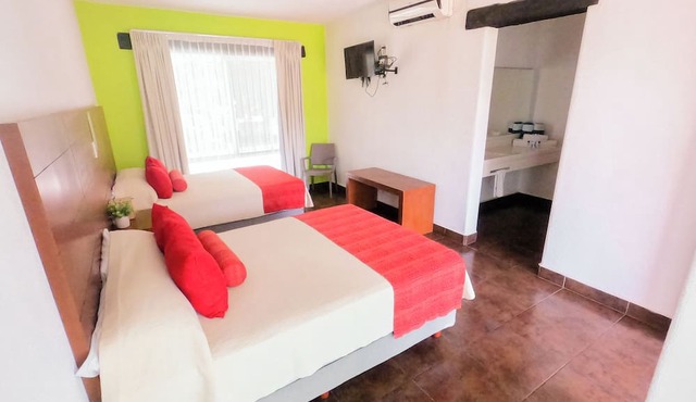 Yaxja Hotel Tamasopo in Tamasopo