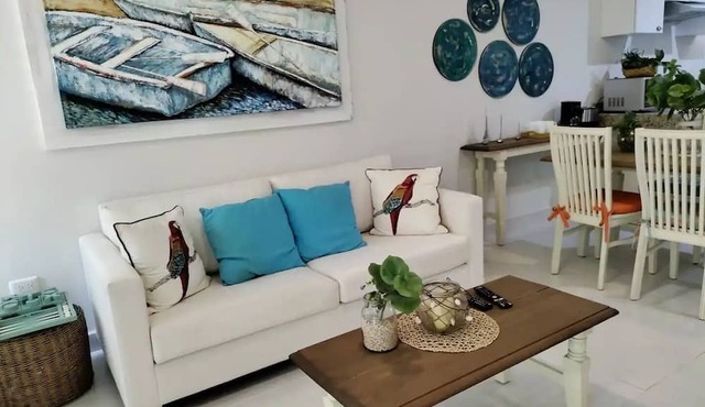 Cozy 2BR Apt, 50 meters from the beach with large pool in Progreso