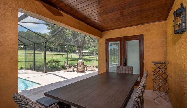 BOOK NOW FOR HORSE SHOW SEASON! Heated Pool! On 11 Acres near WEC! in Ocala