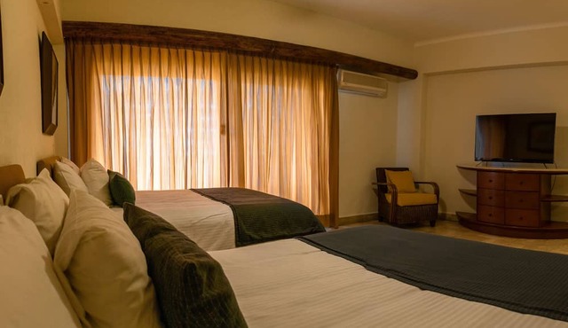 Beautiful Studio with balcony inside resort in Puerto Vallarta