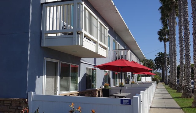 Seaside H RELAX AT THE BEACH- 1BR in Carlsbad