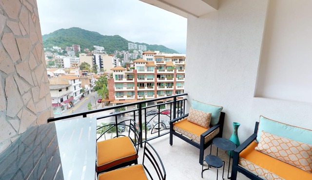 Penthouse in Rivera Molino One Block from the Beach 3BD Penthouse for rent in Ol in Puerto Vallarta