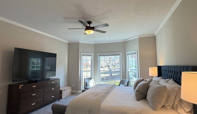 Abbeys at WestLake , Wonderful 3-bedroom house with AC in charming Martinez. in Martinez