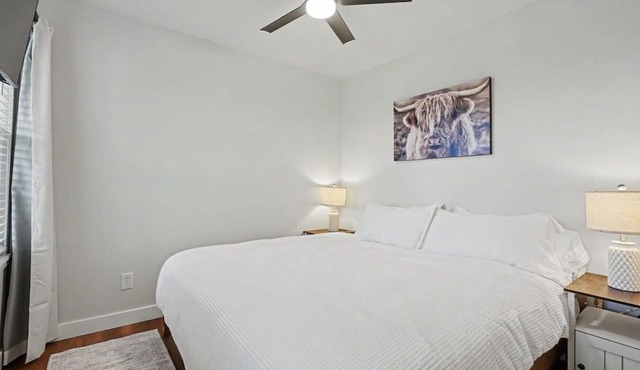The Palmer - A Modern Cottage in Wine Country in Hermann
