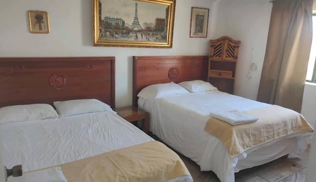 "Refuge in Nature: Independent Cabin for your Perfect Stay" in Anahuac