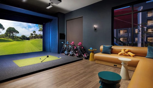 All-Ages Dream Home with Private Pool, Arcade Games & Resort Amenities in Orlando