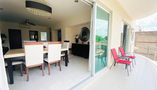 Newly Remodeled, Private Balconies, Pool and BBQ in Puerto Vallarta