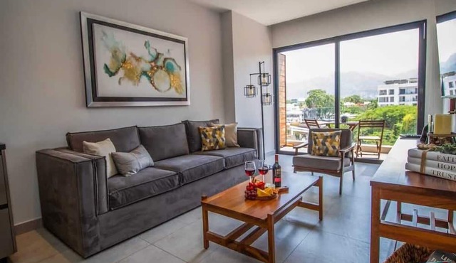 Mountainview Balcony, Near Dining & Beach in Puerto Vallarta