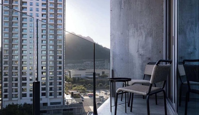 8th Floor Balcony, Mountain Views, Gym & Roof Pool in Santa Catarina