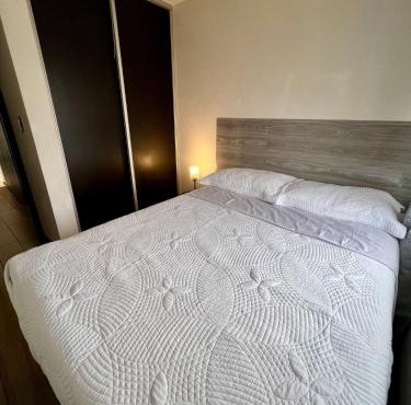 Roomy apartment 15 minutes from the airport in El Rodeo