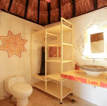 Hotel and Museum Aldea Maya Toktli Orígenes - Pool, Wifi Starlink & Mayan House Museum Tour