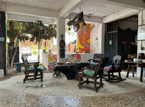 Hostal & Camping Arbol de la Vida