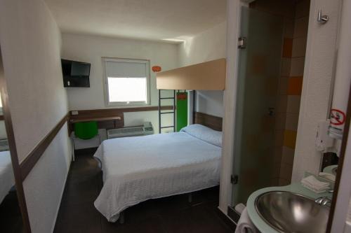 Hotel Hi ! Torreon Aeropuerto-Galerías in Torreón