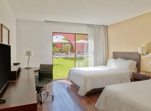 Fiesta Inn Express Aguascalientes in Aguascalientes