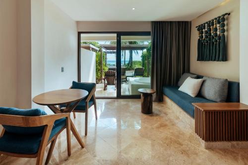 Akumal Bay Beach & Spa Resort