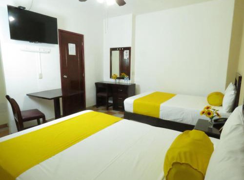 Hotel Los Girasoles in Tepic