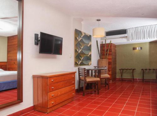 Hotel Casa Colonial Cozumel-Dog Friendly