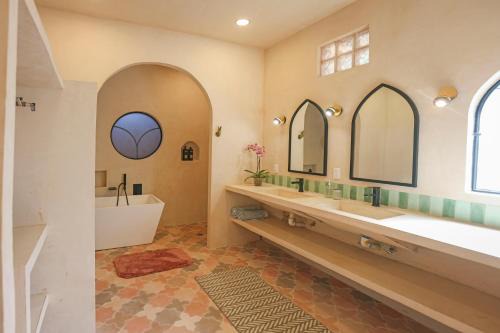 Nomada Wellness Hotel in Sayulita