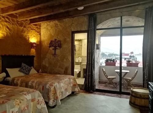 Hotel & Cava La Parroquia