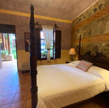 Hotel Palacio de Doña Beatriz in Antigua Guatemala