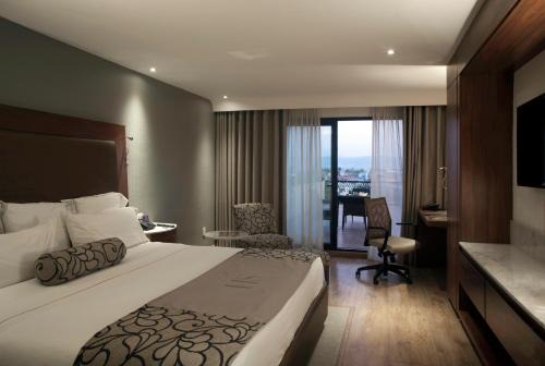HS HOTSSON Hotel Leon in León