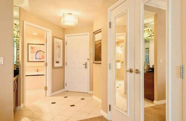 No Resort Fee | Balcony Strip Views, Pools & Parking in Las Vegas