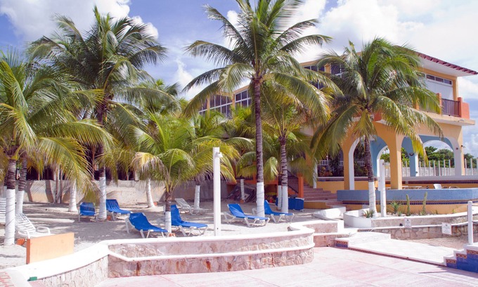 Colonos Cuzamil Hotel | Cozumel Hotel & Resort Trademark Collection by Wyndham All Inclusive